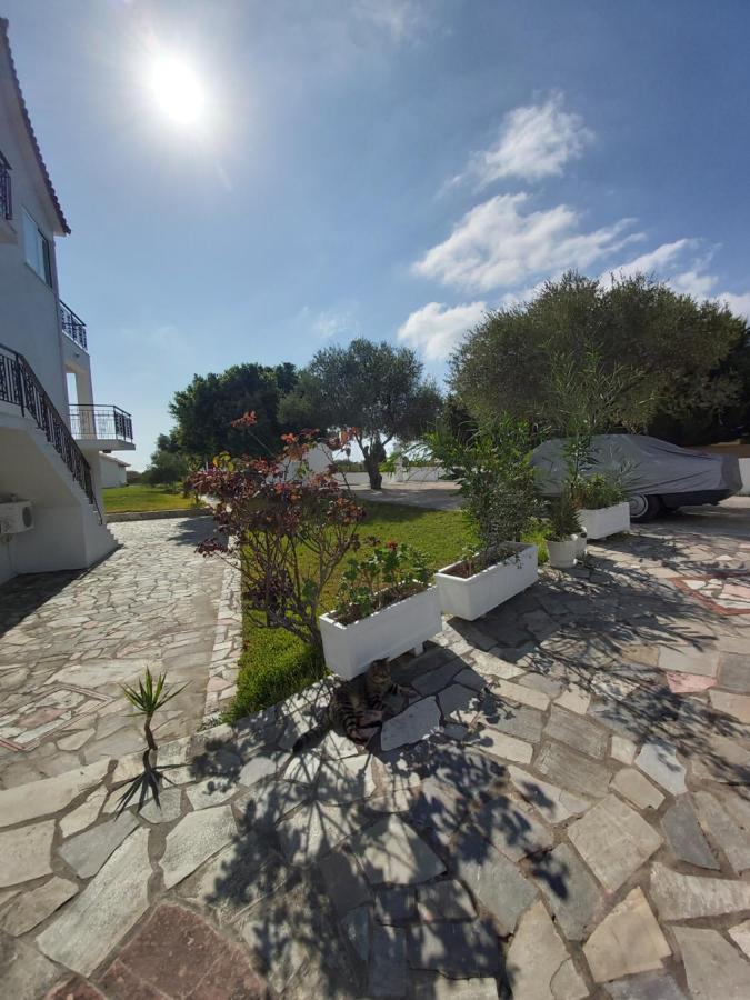 Eva Apartments Svoronata Exterior photo